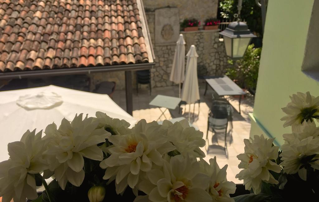 Antiche Mura Bed & Breakfast Riva del Garda Room photo