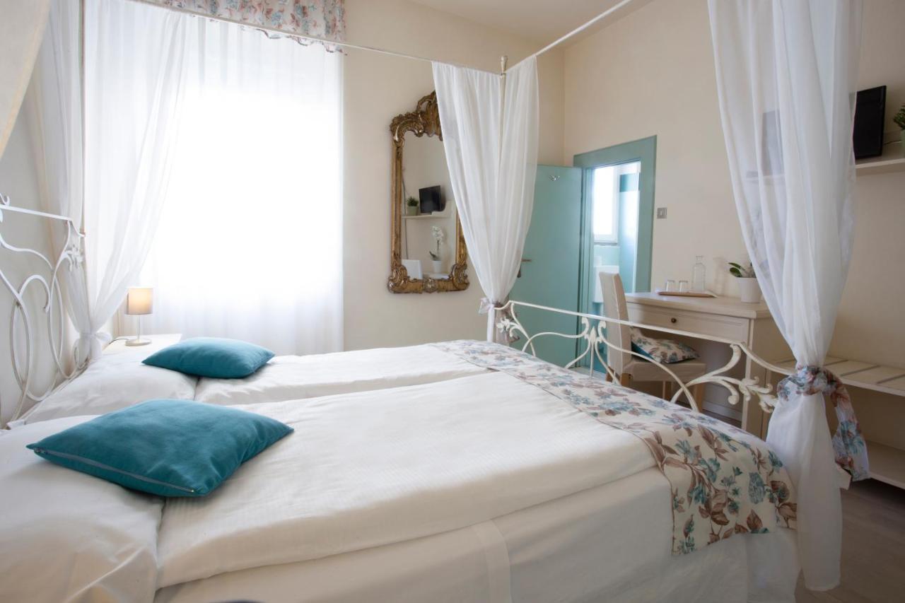 Antiche Mura Bed & Breakfast Riva del Garda Exterior photo